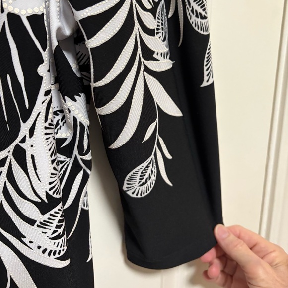 Leaf Pattern top - Picture 4 of 8